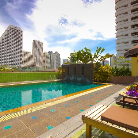 Woraburi Sukhumvit Hotel Banguecoque Exterior foto
