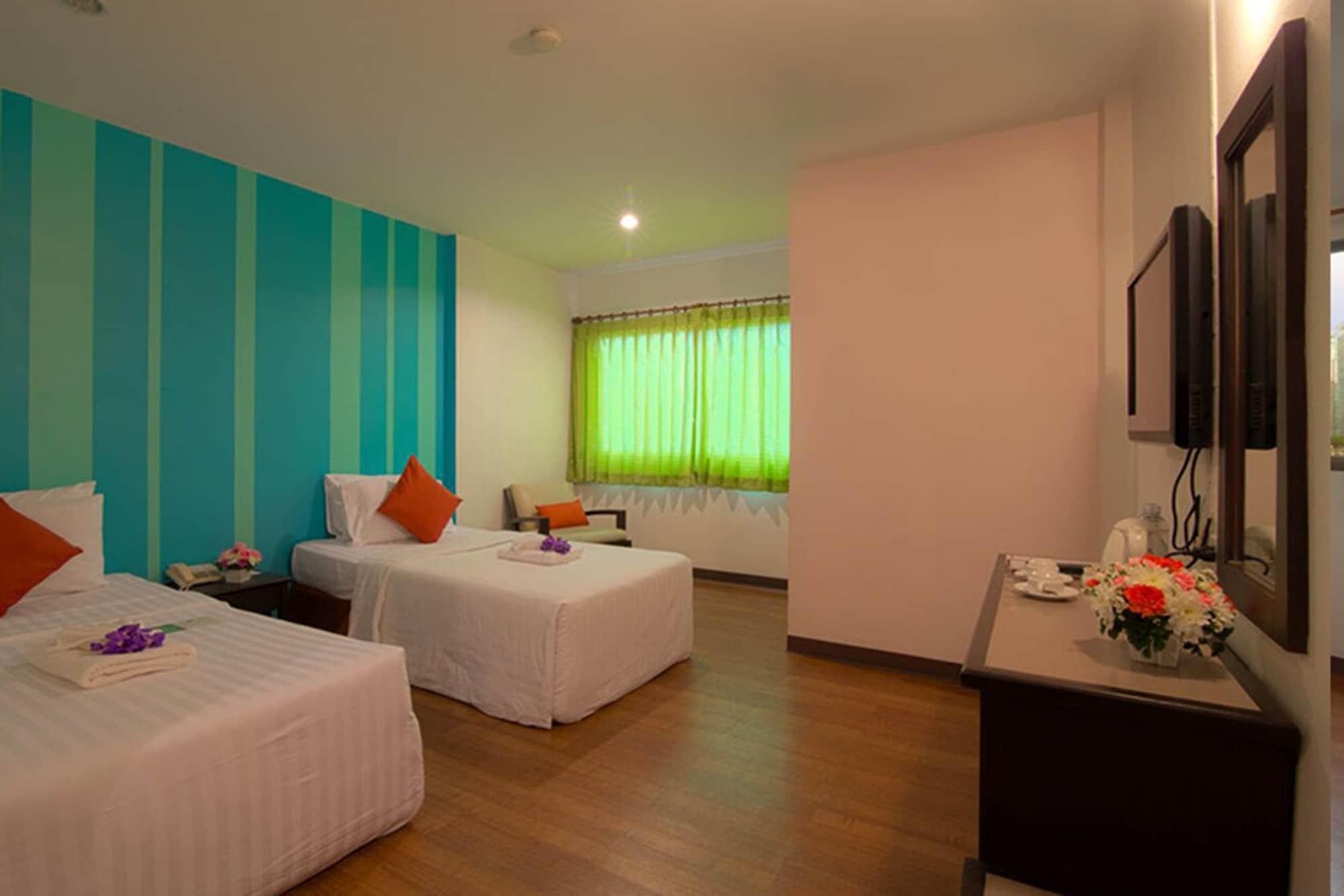 Woraburi Sukhumvit Hotel Banguecoque Exterior foto