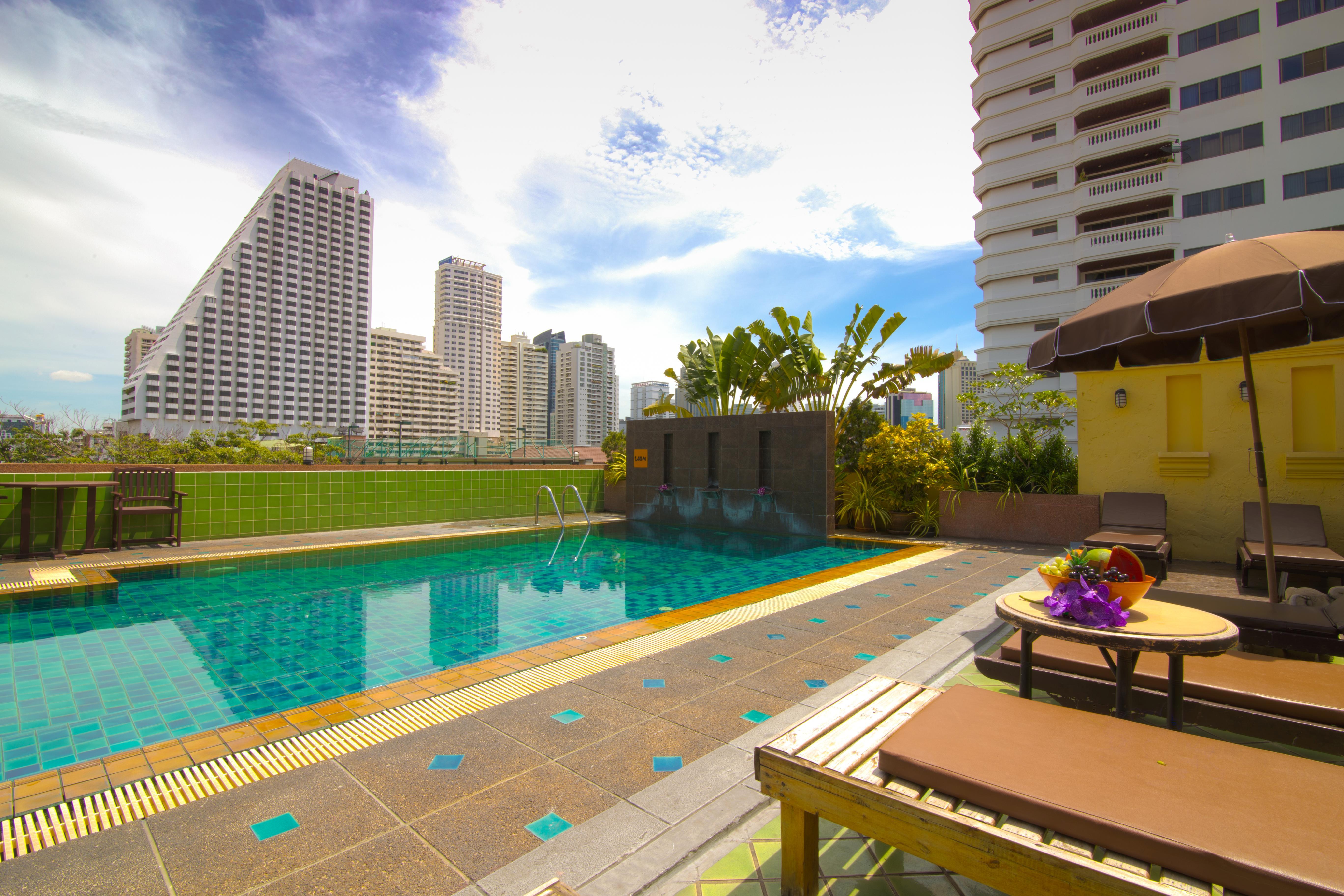 Woraburi Sukhumvit Hotel Banguecoque Exterior foto