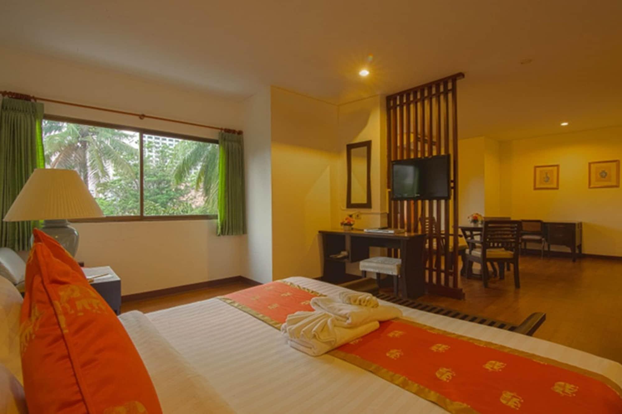 Woraburi Sukhumvit Hotel Banguecoque Exterior foto