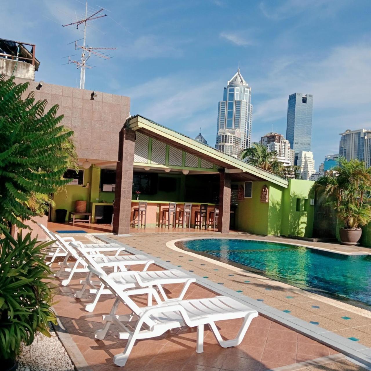 Woraburi Sukhumvit Hotel Banguecoque Exterior foto