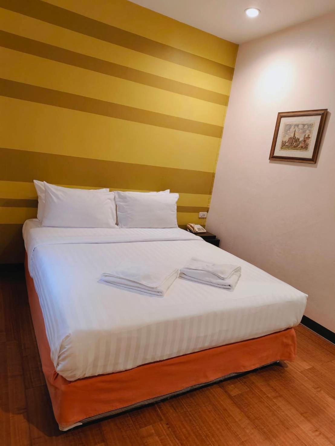 Woraburi Sukhumvit Hotel Banguecoque Exterior foto