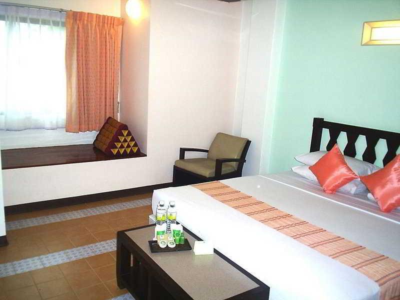 Woraburi Sukhumvit Hotel Banguecoque Exterior foto
