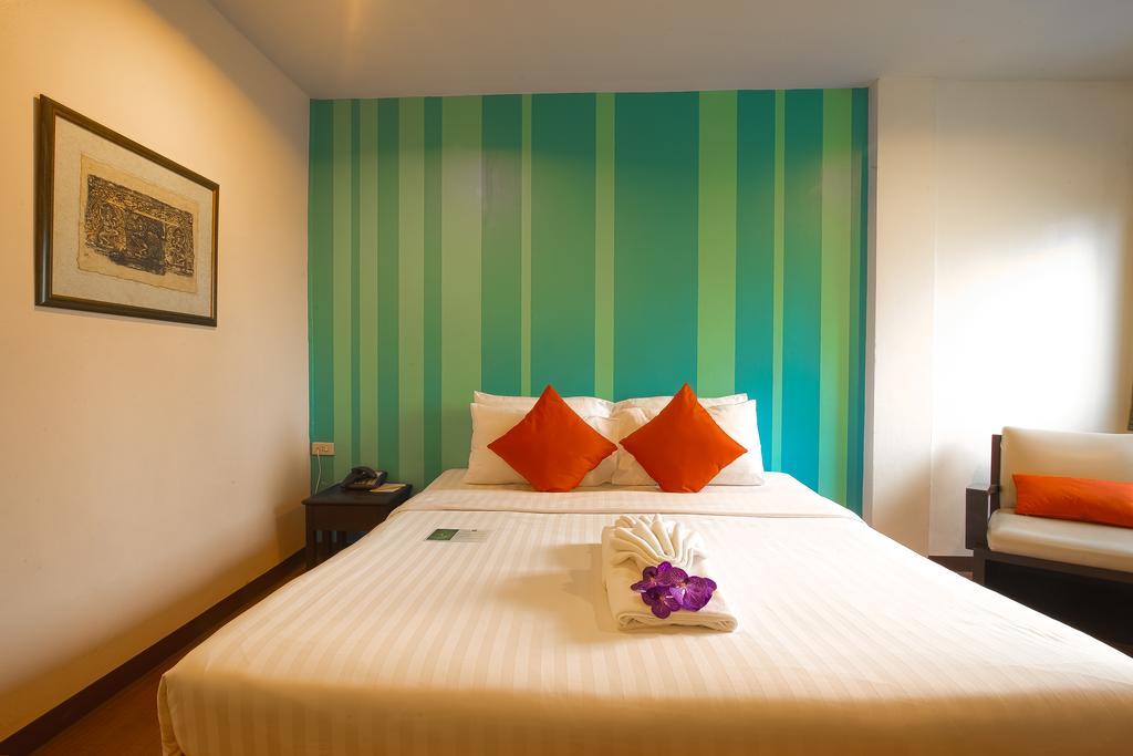 Woraburi Sukhumvit Hotel Banguecoque Exterior foto