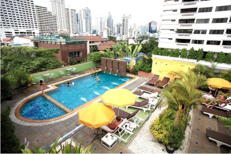 Woraburi Sukhumvit Hotel Banguecoque Exterior foto