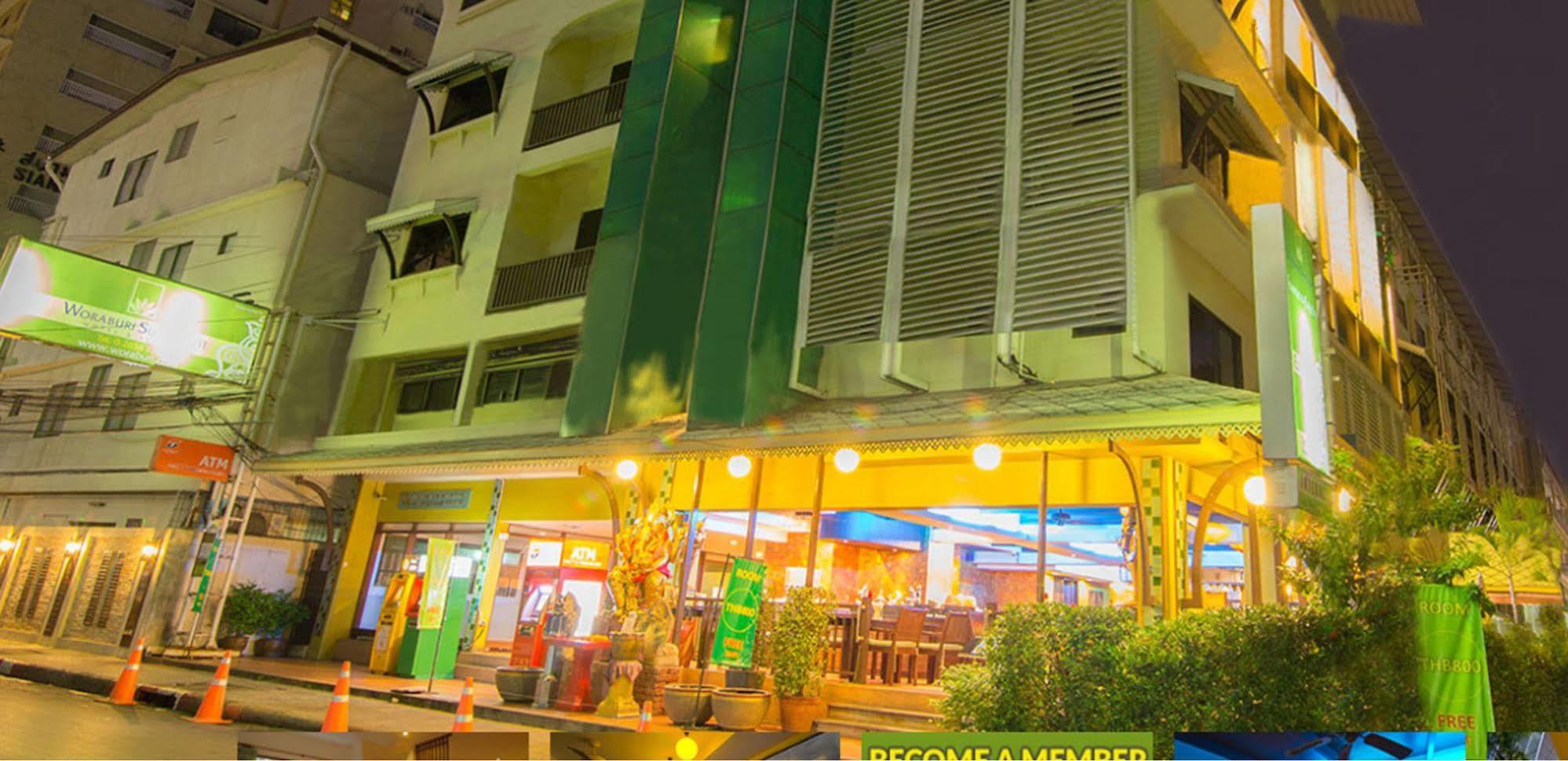 Woraburi Sukhumvit Hotel Banguecoque Exterior foto
